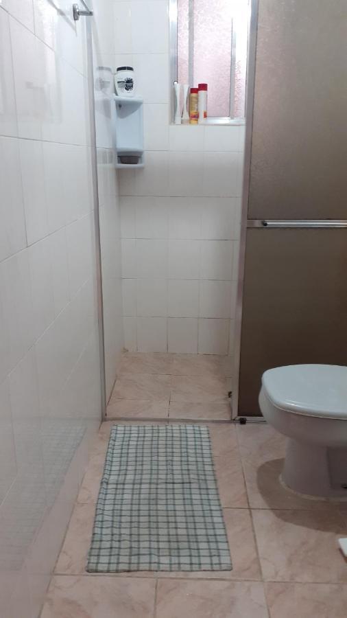 Fora De Casa Guest House Poa Porto Alegre Luaran gambar