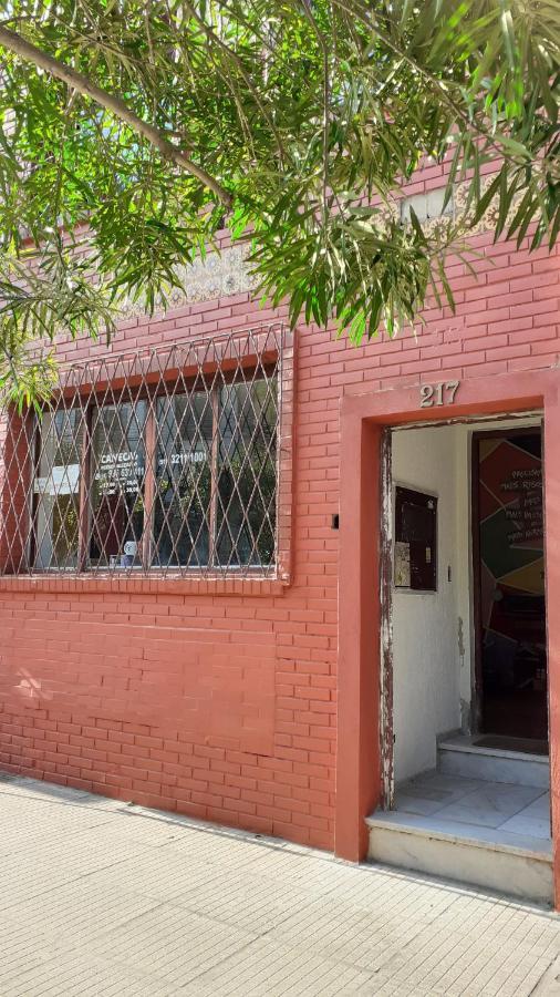 Fora De Casa Guest House Poa Porto Alegre Luaran gambar