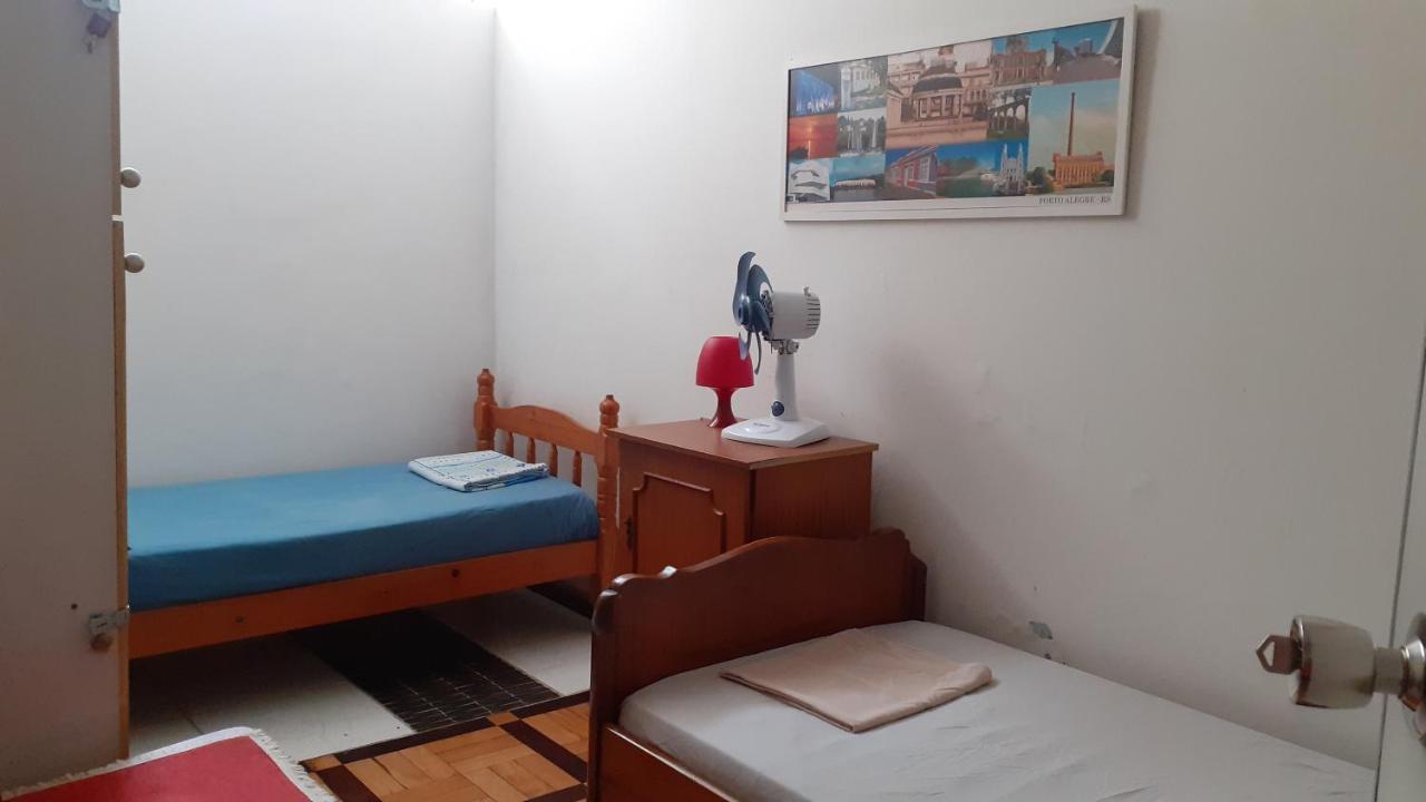 Fora De Casa Guest House Poa Porto Alegre Luaran gambar
